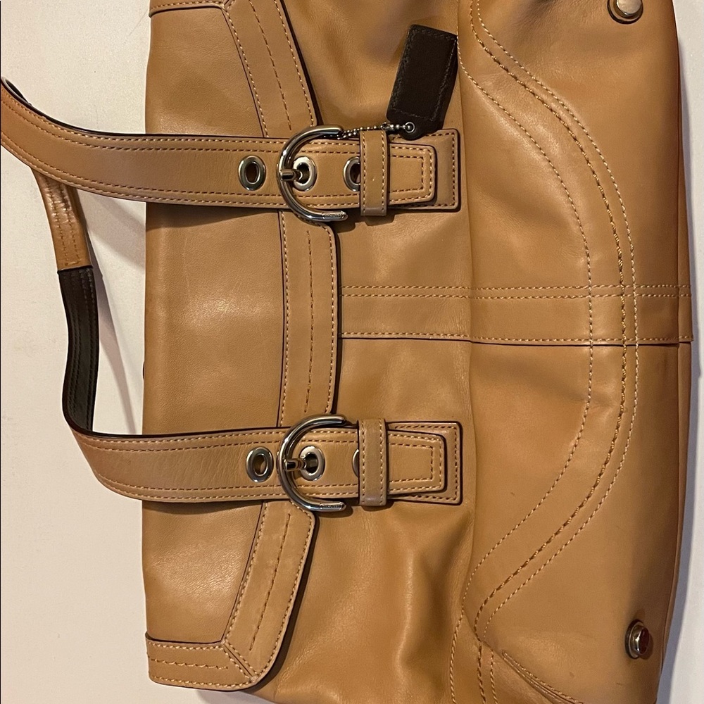 Coach - leather bag